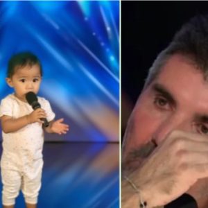 This is a rare miracle in history. The little boy is only 1 year old and sings so well on stage that the jury is moved to tears. Watch video in comments below